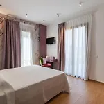 La Dama San Vito lo Capo